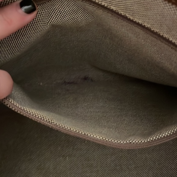 dooney & bourke brown purse with two front pockets - Picture 6 of 17